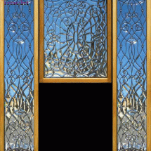 پنجره-های-شیشه-ای-دکوراتیو-استیند-گلس-با-طرح-کلاسیک